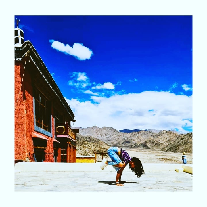 the photo shows a guest at nomadgao saleena a digital nomad yoga teacher in himachal doing yoga